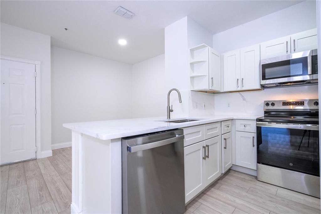 En Venta: $199,000 (2 camas, 1 baños, 898 Pies cuadrados)