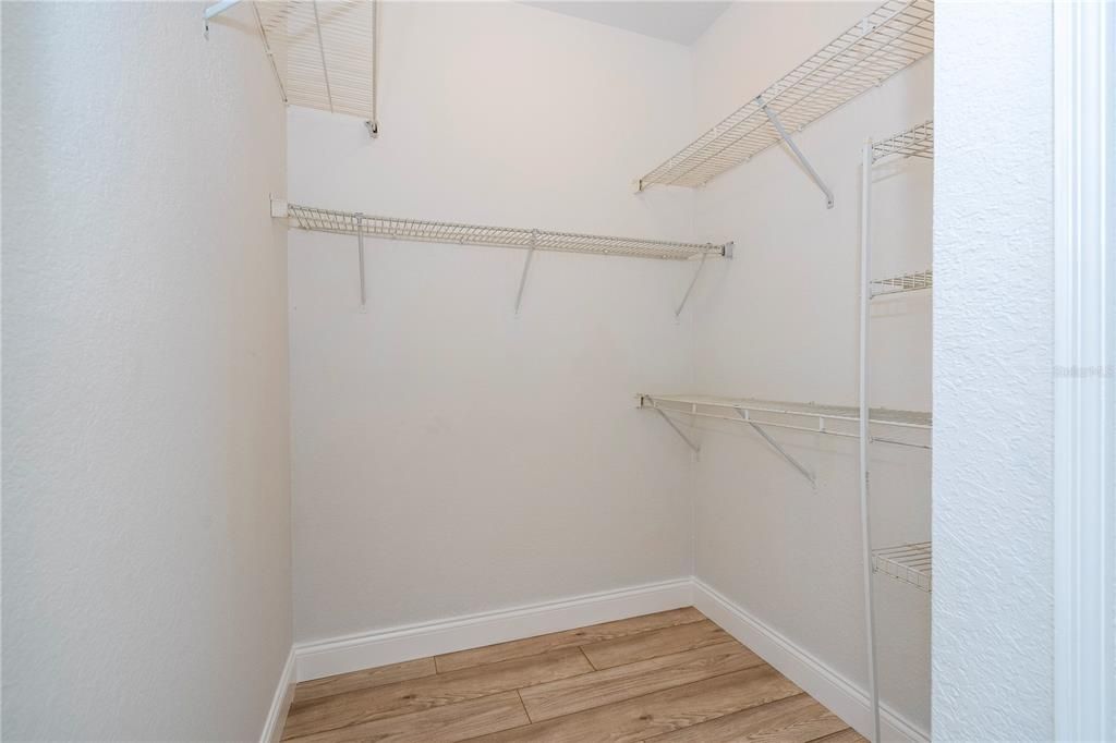 En Venta: $199,000 (2 camas, 1 baños, 898 Pies cuadrados)