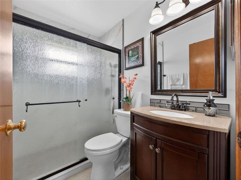 En Venta: $514,900 (4 camas, 2 baños, 2424 Pies cuadrados)
