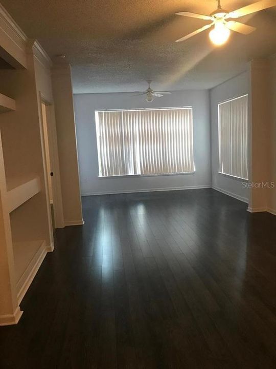 En Renta: $1,550 (1 camas, 1 baños, 915 Pies cuadrados)