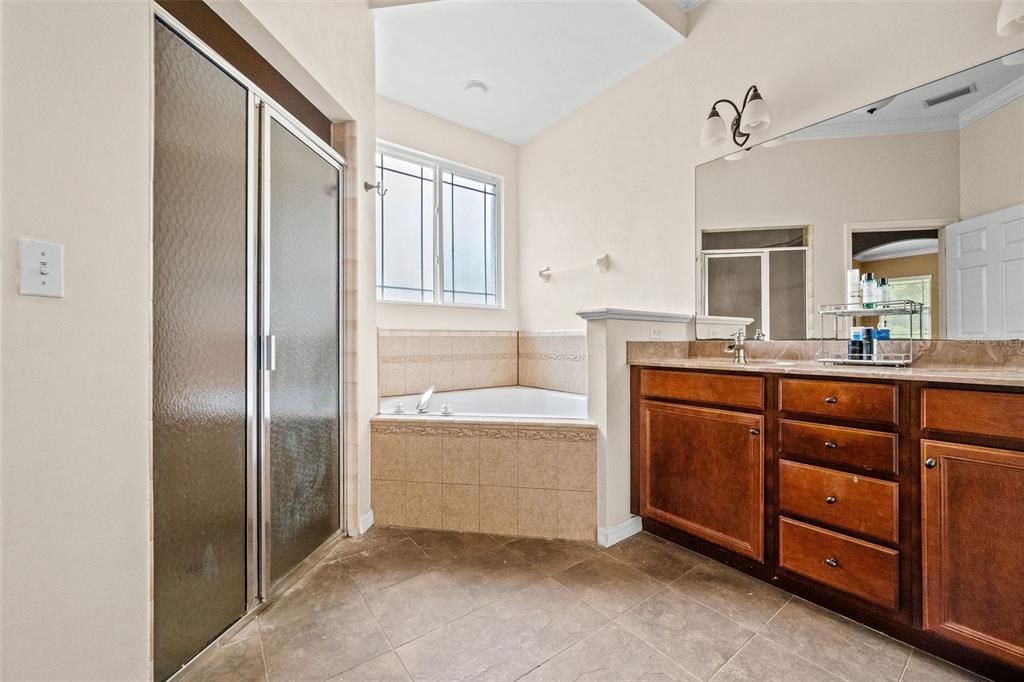 Active With Contract: $3,200 (4 beds, 3 baths, 2445 Square Feet)