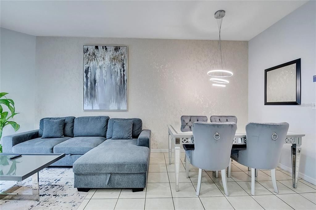 В аренду: $2,800 (4 спален, 3 ванн, 1440 Квадратных фут)