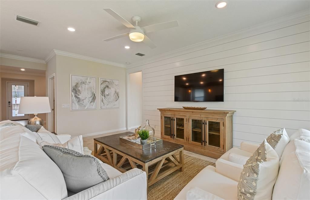 For Sale: $609,610 (2 beds, 2 baths, 1670 Square Feet)
