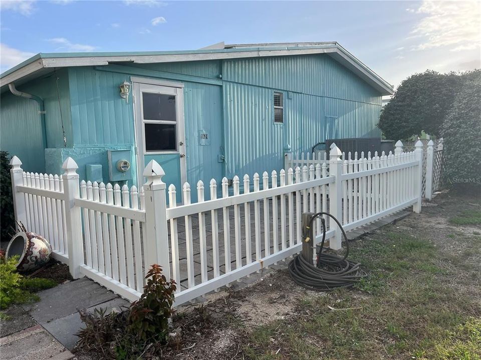 En Venta: $189,000 (2 camas, 2 baños, 1047 Pies cuadrados)