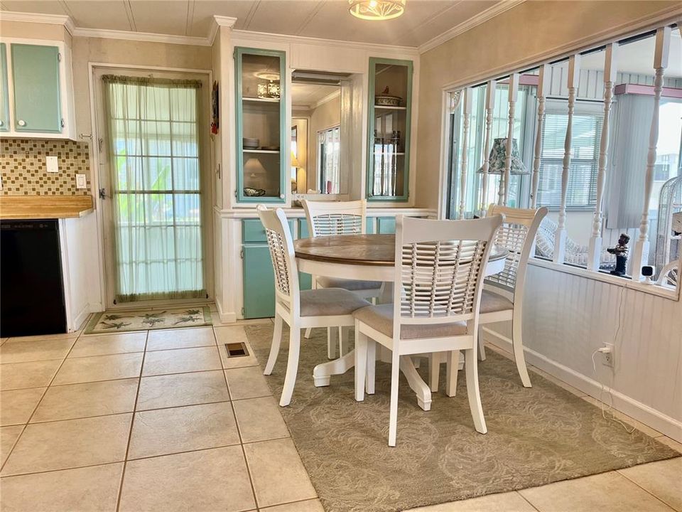 En Venta: $189,000 (2 camas, 2 baños, 1047 Pies cuadrados)