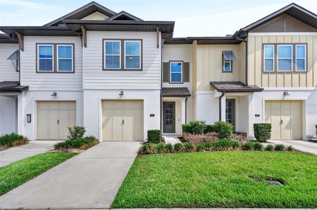 For Sale: $314,990 (2 beds, 2 baths, 1609 Square Feet)