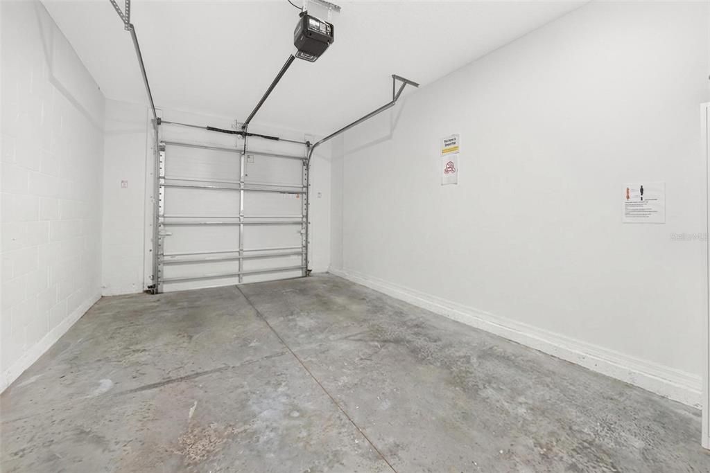 For Sale: $314,990 (2 beds, 2 baths, 1609 Square Feet)
