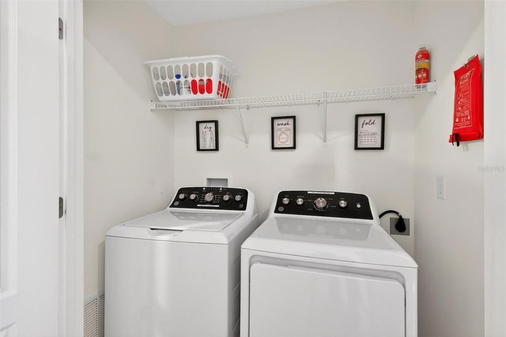 For Sale: $314,990 (2 beds, 2 baths, 1609 Square Feet)