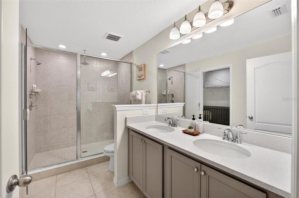 For Sale: $314,990 (2 beds, 2 baths, 1609 Square Feet)