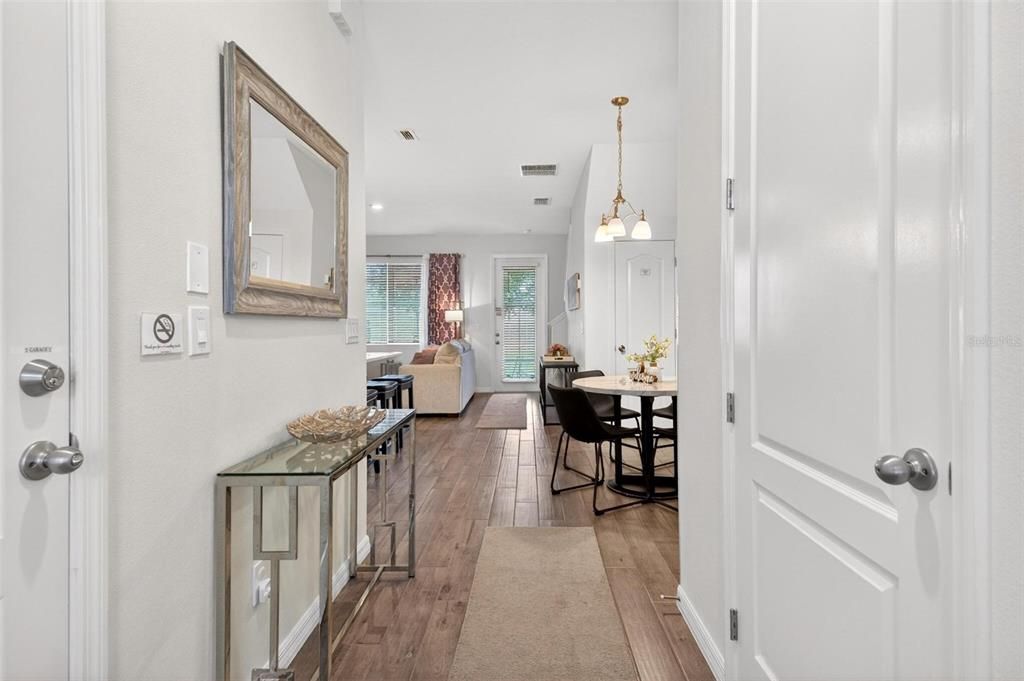 For Sale: $314,990 (2 beds, 2 baths, 1609 Square Feet)