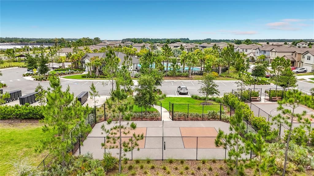 En Venta: $499,900 (4 camas, 2 baños, 2635 Pies cuadrados)