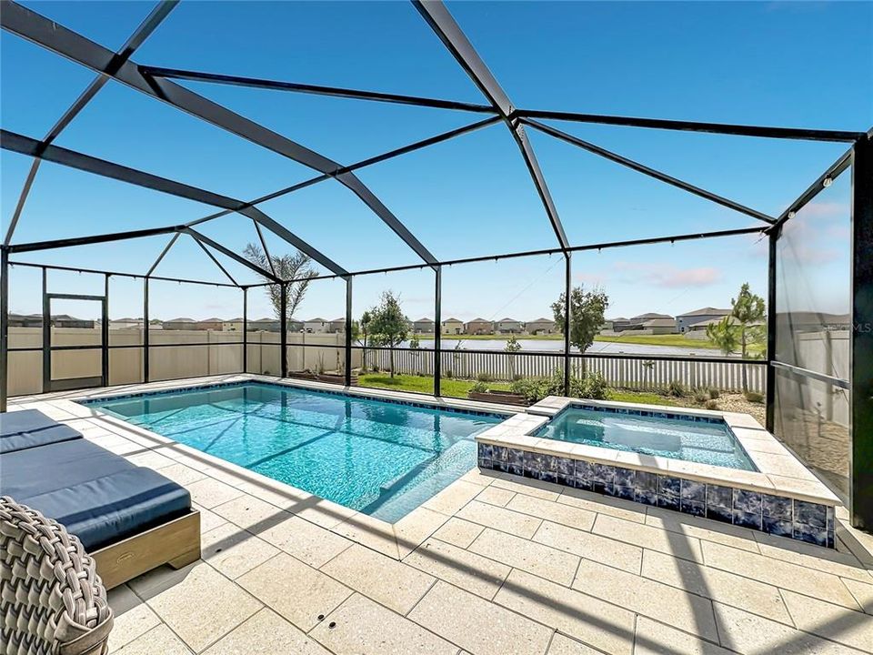 En Venta: $499,900 (4 camas, 2 baños, 2635 Pies cuadrados)