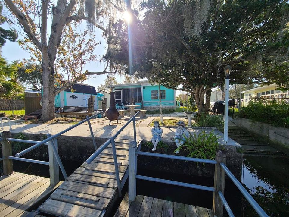For Sale: $260,000 (0.09 acres)