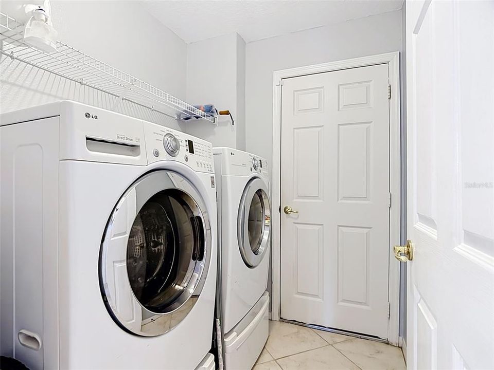 En Venta: $285,000 (2 camas, 2 baños, 1387 Pies cuadrados)