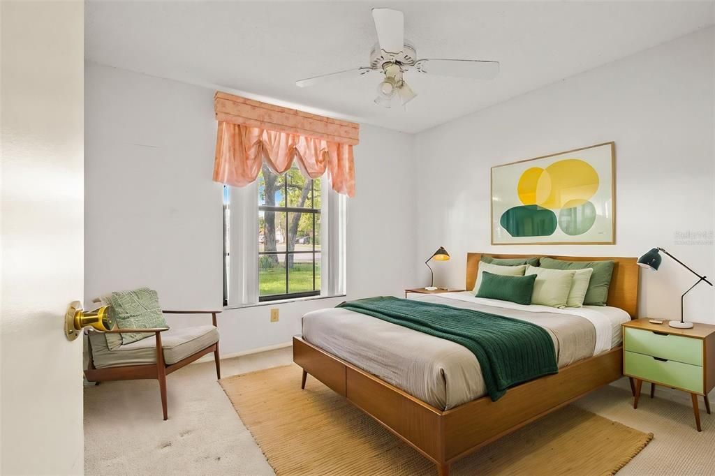 Activo con contrato: $229,000 (3 camas, 2 baños, 1630 Pies cuadrados)