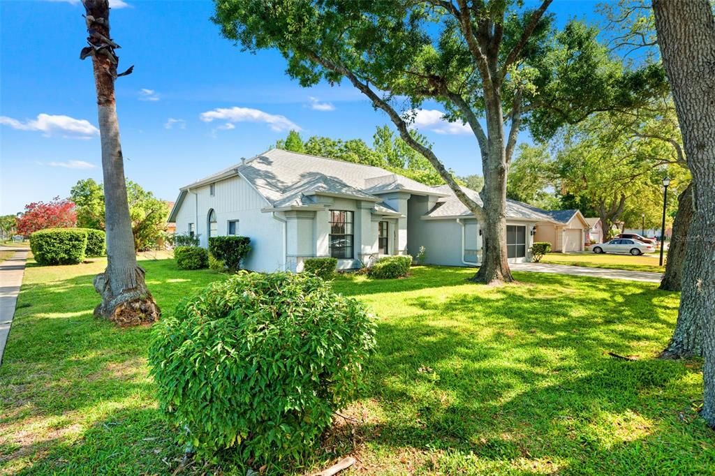 Activo con contrato: $229,000 (3 camas, 2 baños, 1630 Pies cuadrados)
