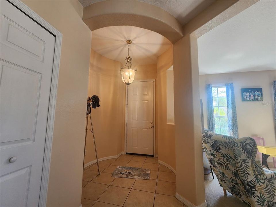 For Sale: $339,000 (3 beds, 2 baths, 1957 Square Feet)