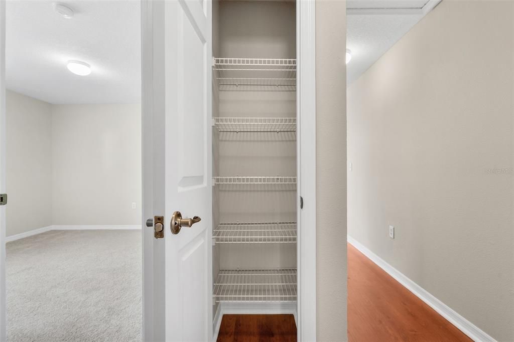 Active With Contract: $254,000 (3 beds, 2 baths, 1182 Square Feet)