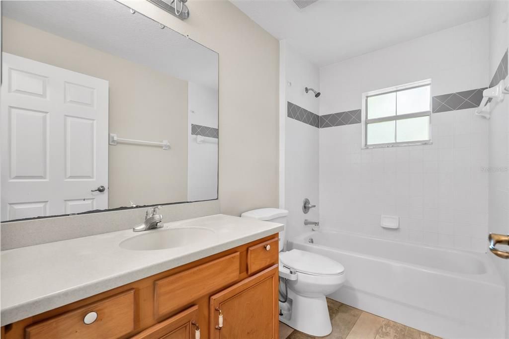 Active With Contract: $254,000 (3 beds, 2 baths, 1182 Square Feet)