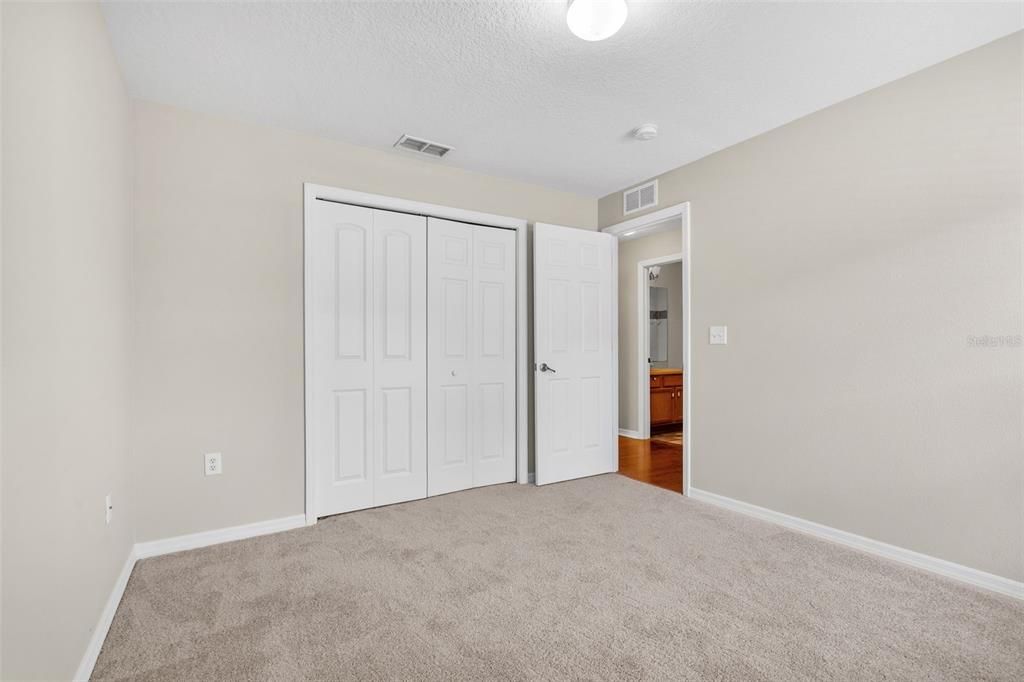 Active With Contract: $254,000 (3 beds, 2 baths, 1182 Square Feet)
