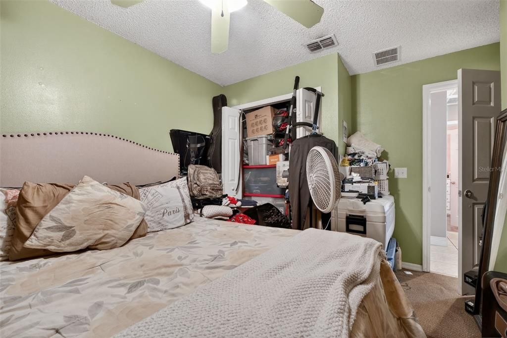 For Sale: $329,000 (3 beds, 2 baths, 1346 Square Feet)