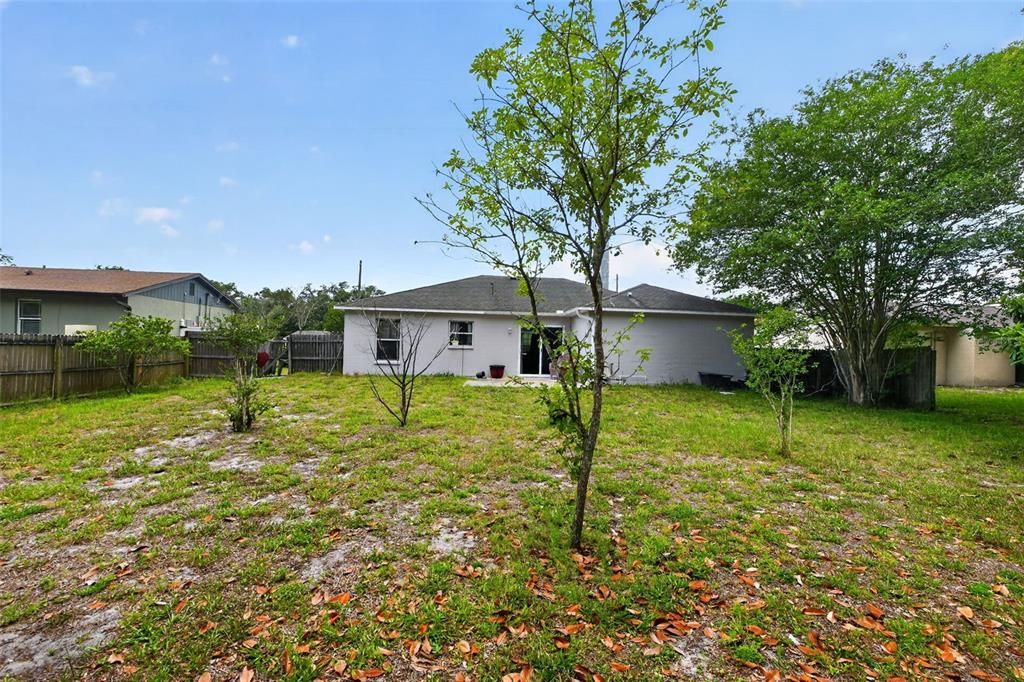 For Sale: $329,000 (3 beds, 2 baths, 1346 Square Feet)