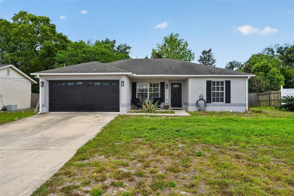 For Sale: $329,000 (3 beds, 2 baths, 1346 Square Feet)