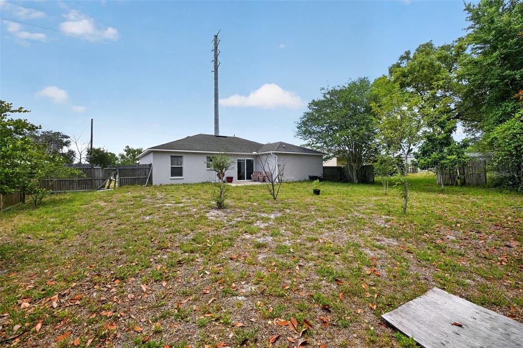 For Sale: $329,000 (3 beds, 2 baths, 1346 Square Feet)