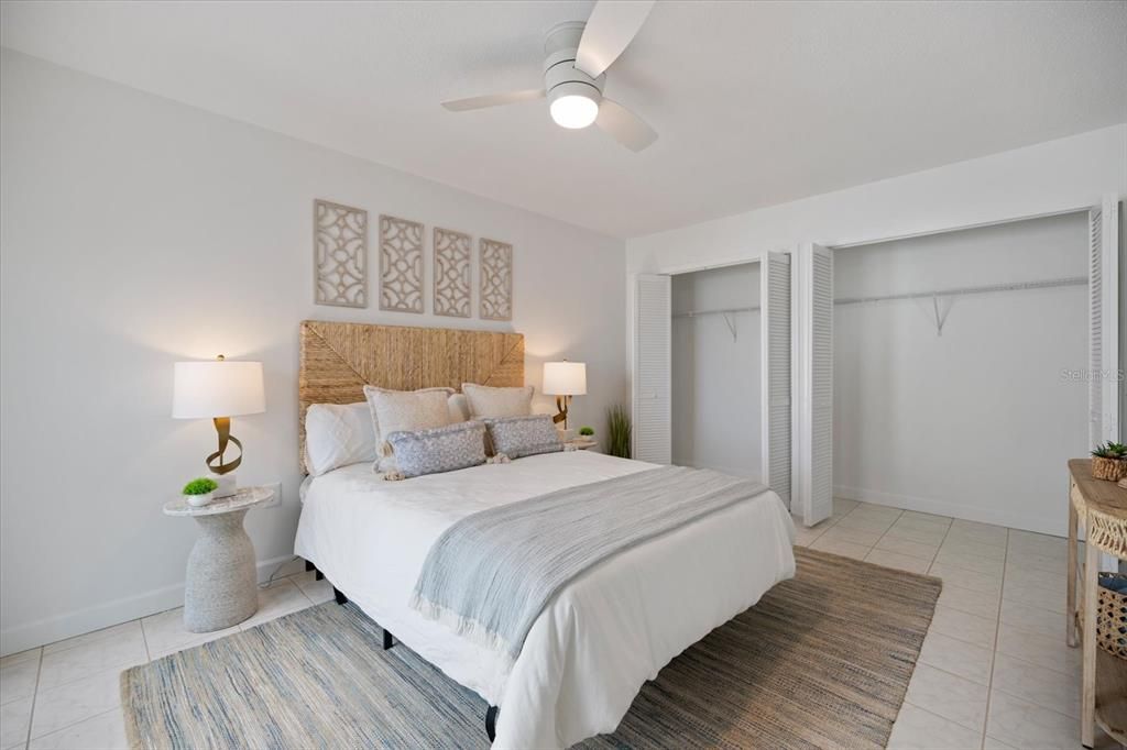 For Sale: $779,000 (2 beds, 2 baths, 1049 Square Feet)