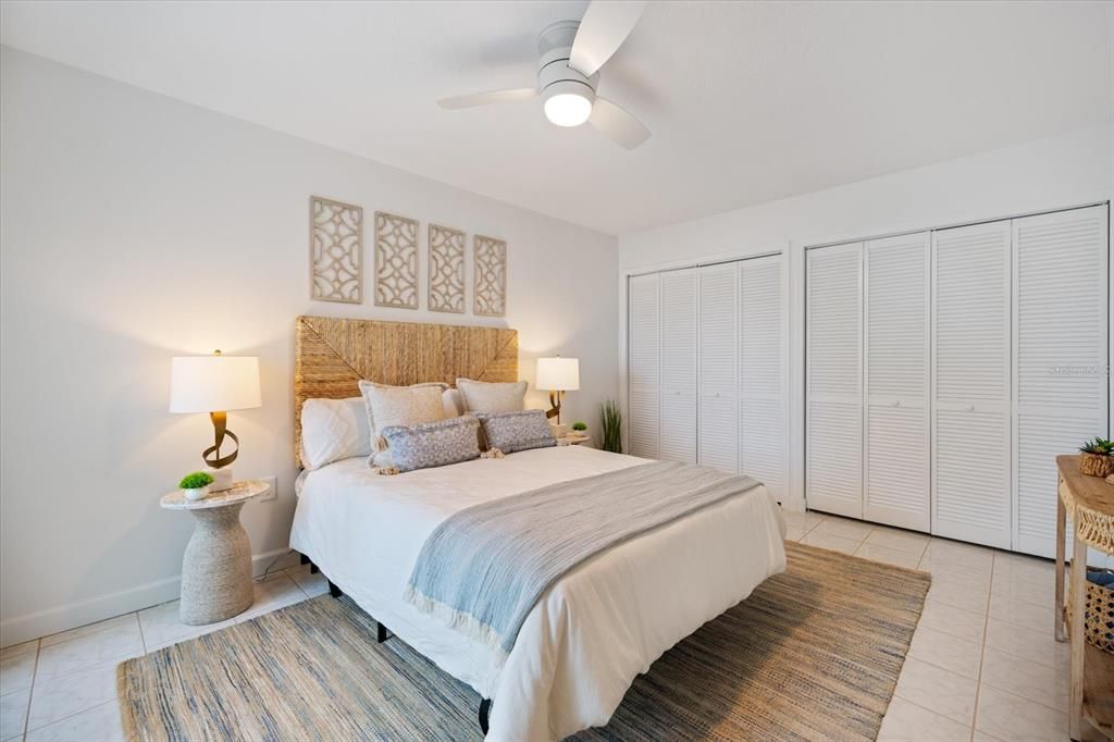 For Sale: $779,000 (2 beds, 2 baths, 1049 Square Feet)