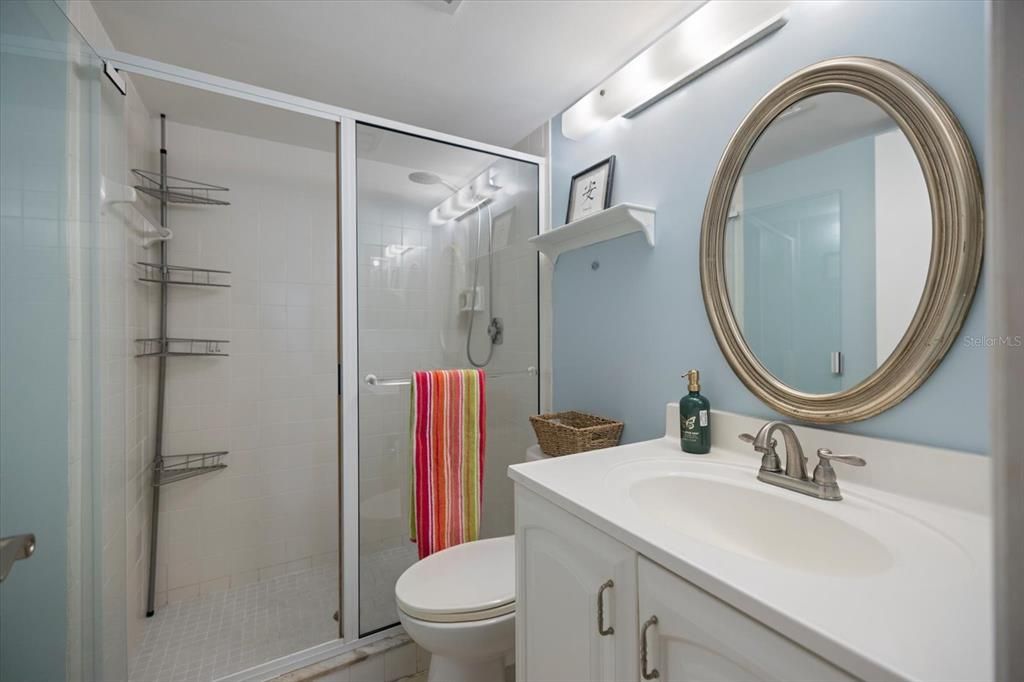 For Sale: $170,000 (2 beds, 2 baths, 1062 Square Feet)