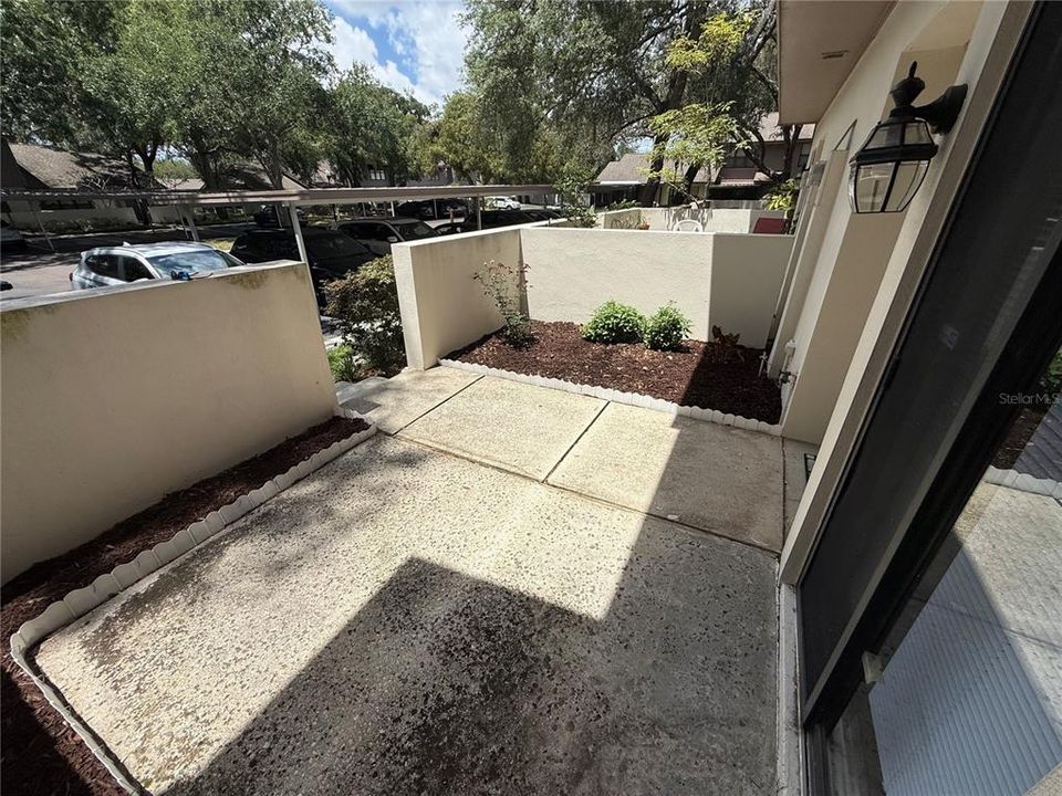 For Sale: $237,500 (2 beds, 2 baths, 1252 Square Feet)