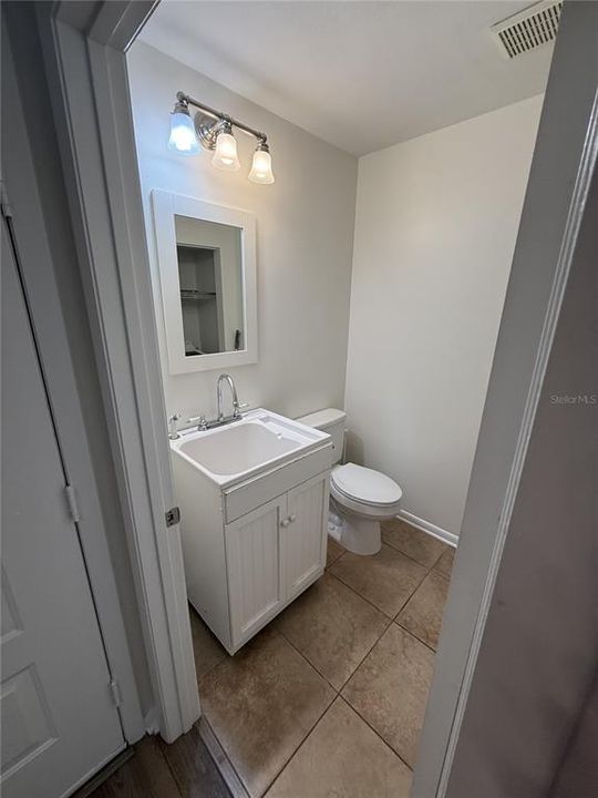 For Sale: $237,500 (2 beds, 2 baths, 1252 Square Feet)
