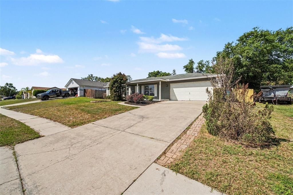 For Sale: $289,900 (3 beds, 2 baths, 1134 Square Feet)