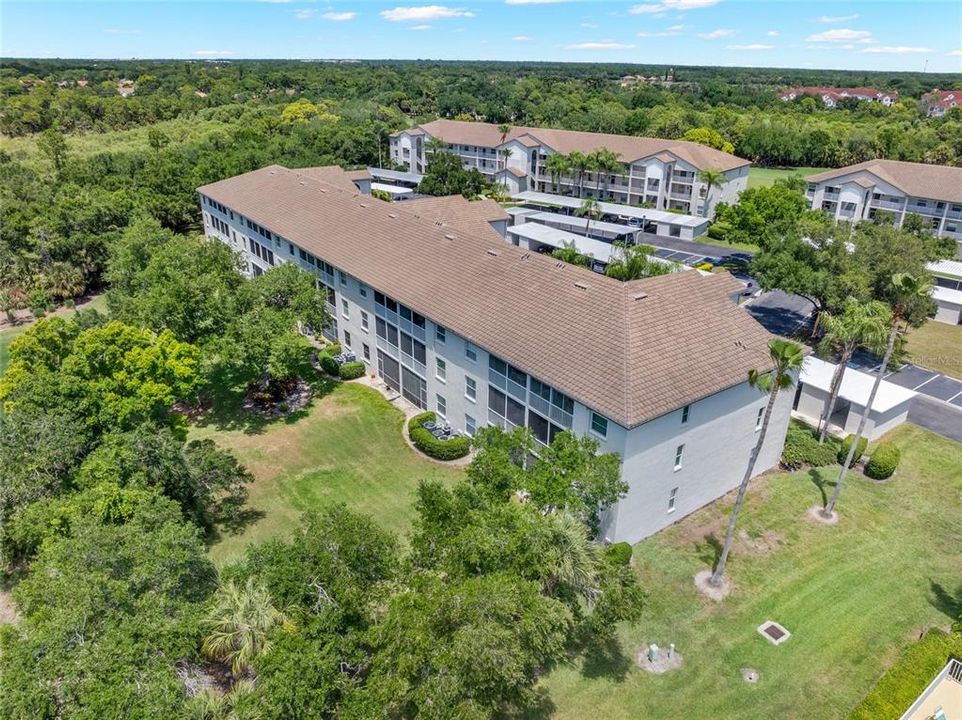 For Sale: $344,900 (2 beds, 2 baths, 1238 Square Feet)