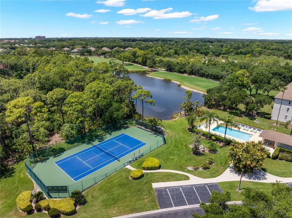 For Sale: $344,900 (2 beds, 2 baths, 1238 Square Feet)