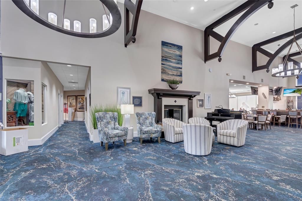 For Sale: $344,900 (2 beds, 2 baths, 1238 Square Feet)