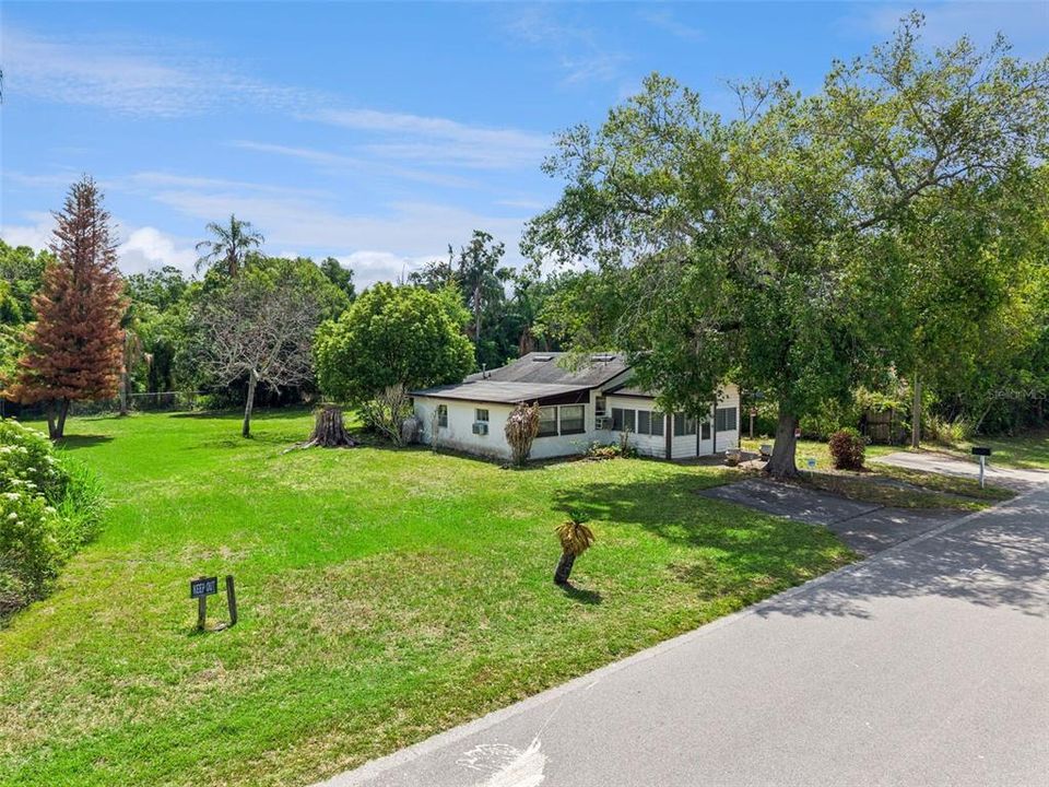 En Venta: $375,000 (2 camas, 1 baños, 816 Pies cuadrados)
