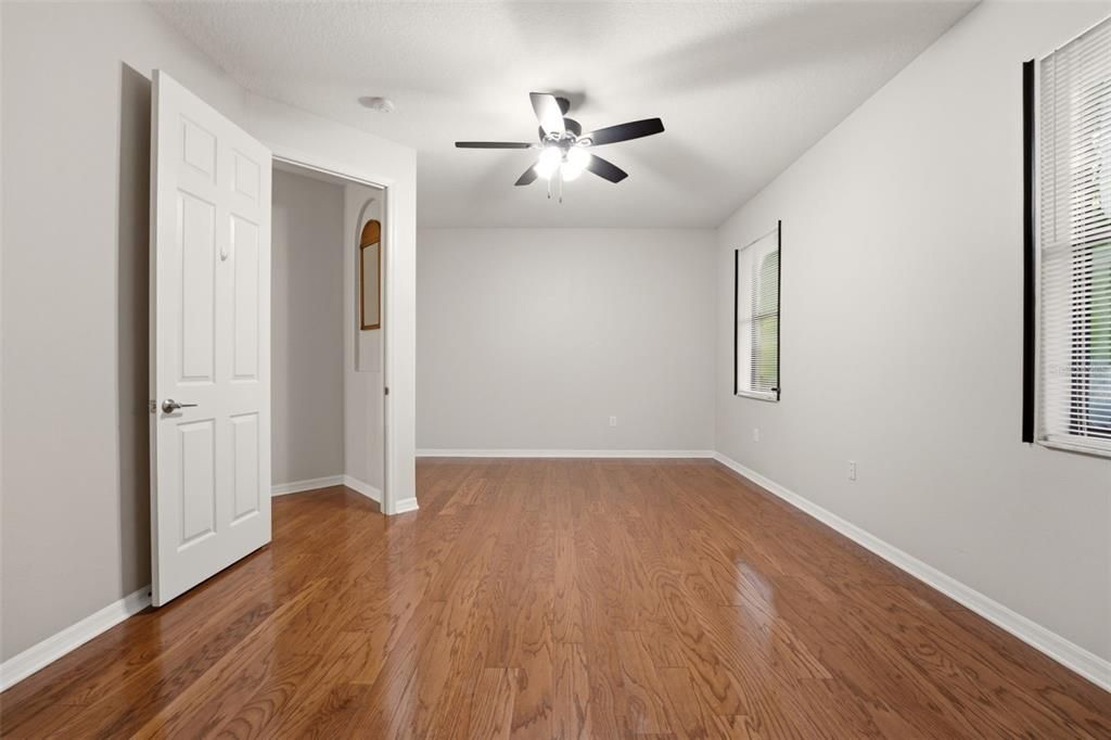 For Sale: $499,000 (3 beds, 2 baths, 2069 Square Feet)