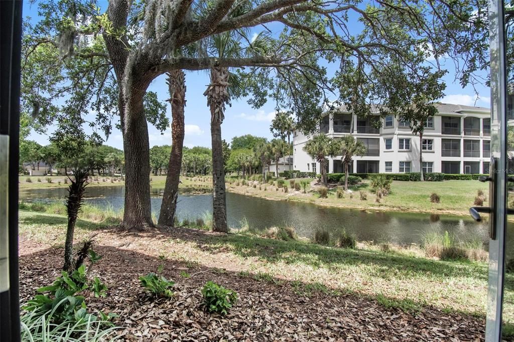 For Sale: $550,000 (2 beds, 2 baths, 2201 Square Feet)