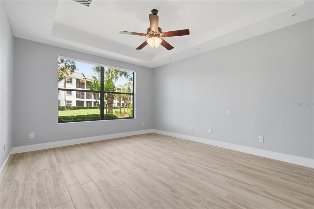 For Sale: $550,000 (2 beds, 2 baths, 2201 Square Feet)