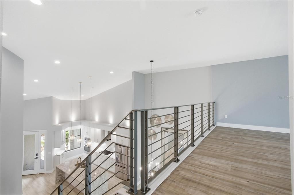 For Sale: $550,000 (2 beds, 2 baths, 2201 Square Feet)