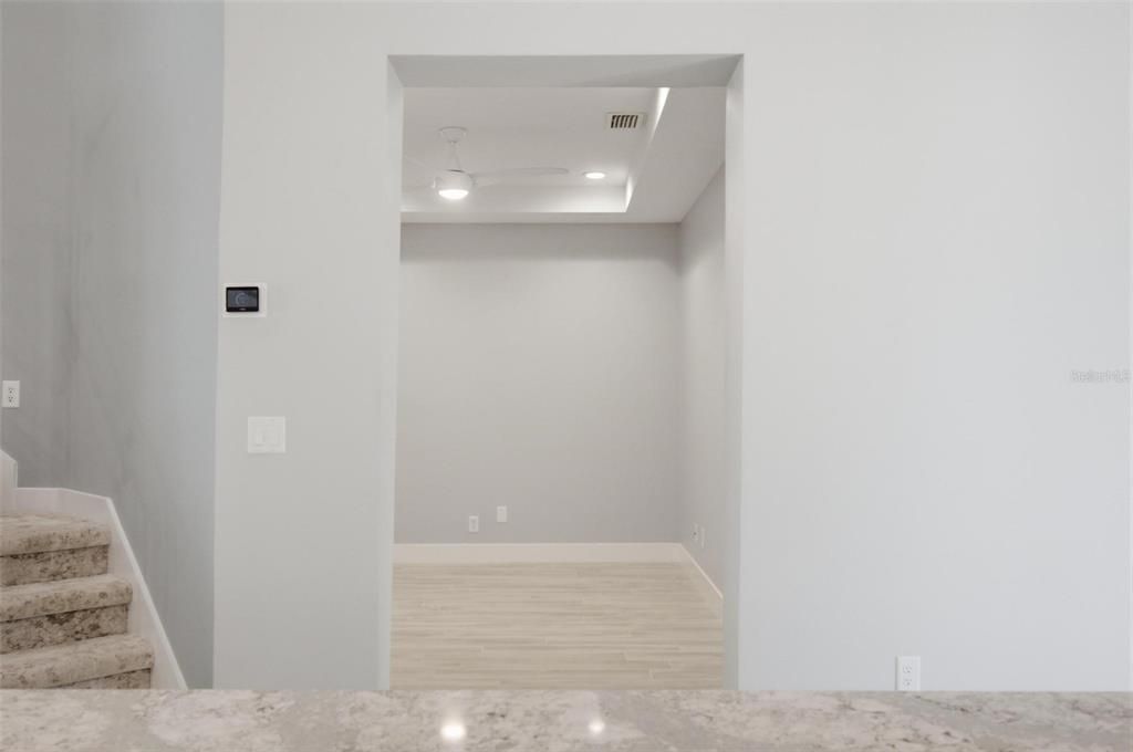 For Sale: $550,000 (2 beds, 2 baths, 2201 Square Feet)
