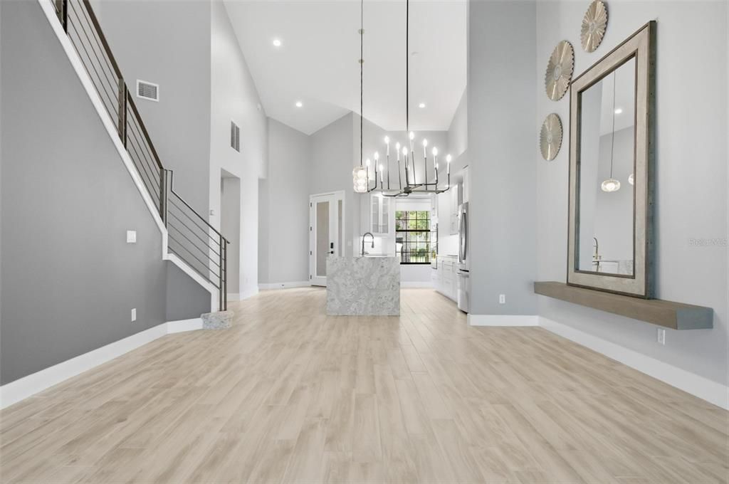 For Sale: $550,000 (2 beds, 2 baths, 2201 Square Feet)