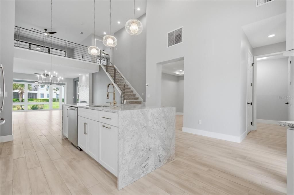 For Sale: $550,000 (2 beds, 2 baths, 2201 Square Feet)
