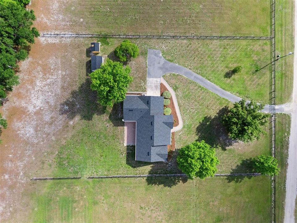 Activo con contrato: $825,000 (3 camas, 2 baños, 2063 Pies cuadrados)