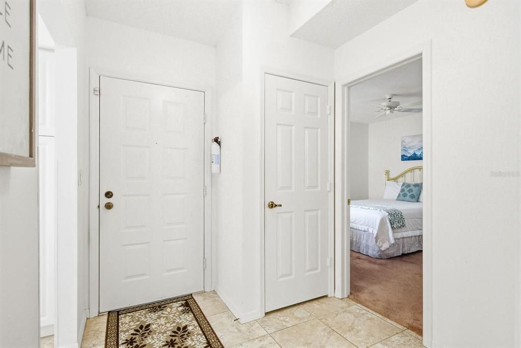Activo con contrato: $185,000 (2 camas, 2 baños, 1021 Pies cuadrados)