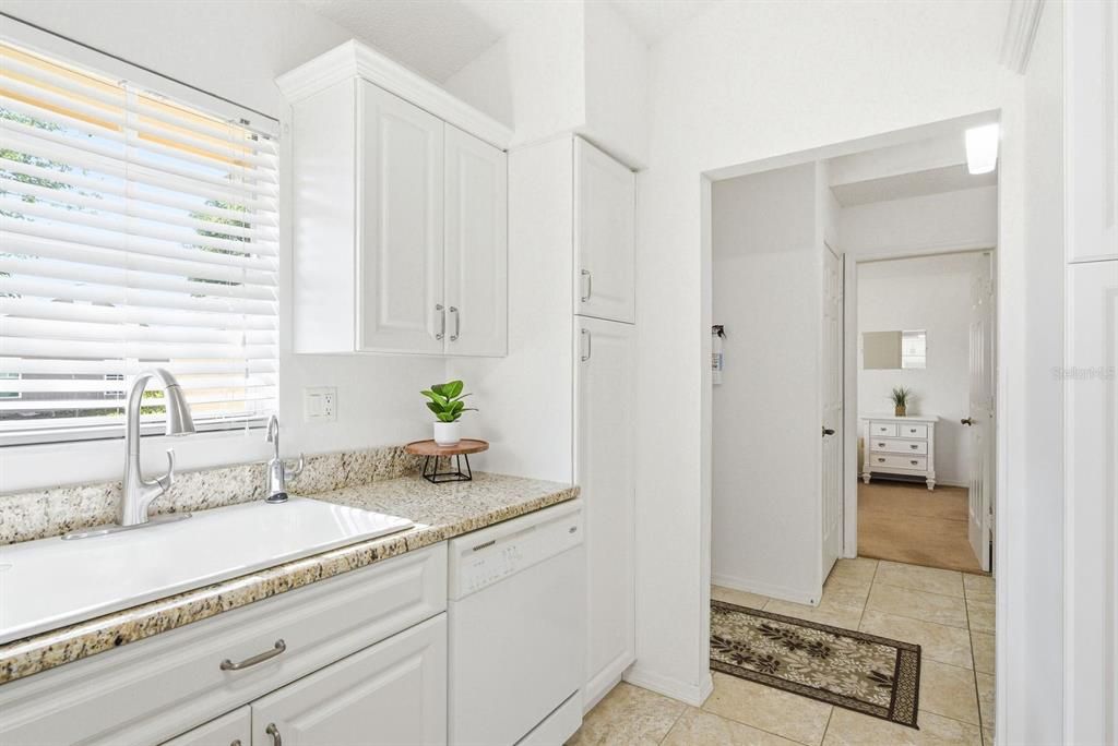Activo con contrato: $185,000 (2 camas, 2 baños, 1021 Pies cuadrados)