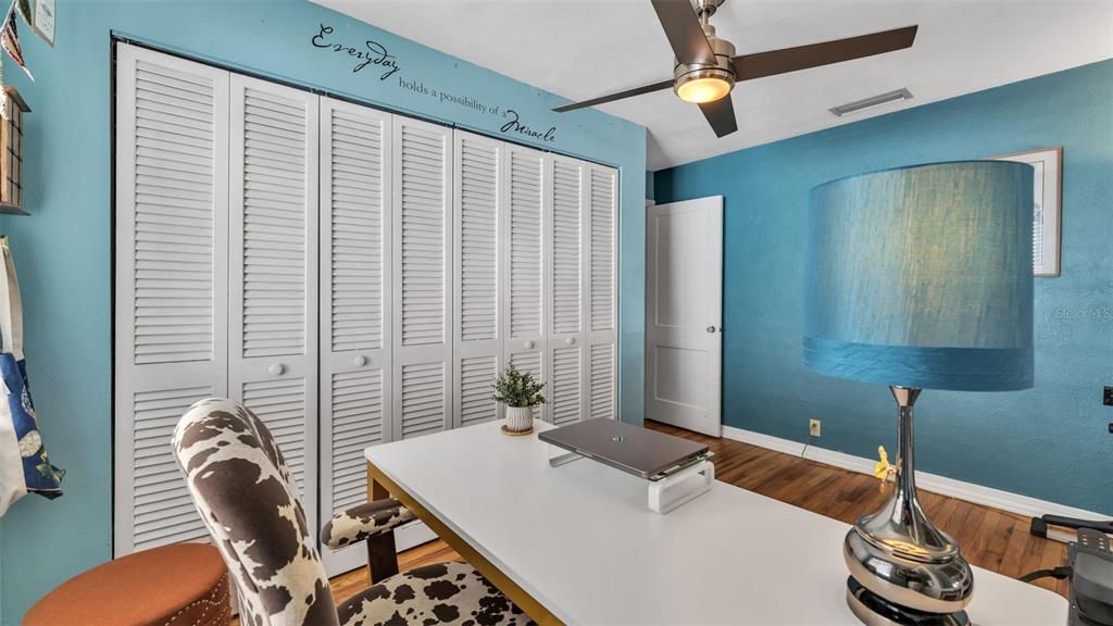 Activo con contrato: $350,000 (2 camas, 1 baños, 1155 Pies cuadrados)
