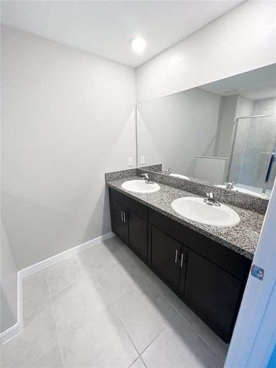 For Sale: $249,900 (3 beds, 2 baths, 1701 Square Feet)